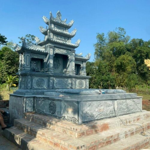 Lăng Thờ Đá Minh Quảng