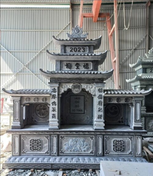 Lăng Thờ Đá Minh Quảng
