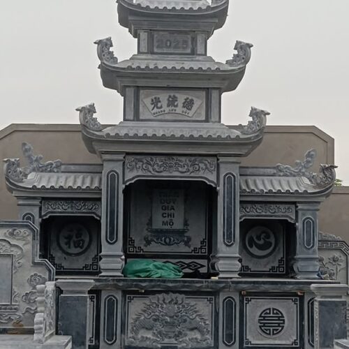 Lăng Thờ Đá Minh Quảng