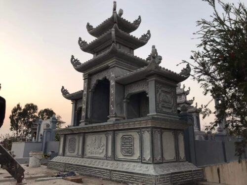 Lăng Thờ Đá Minh Quảng