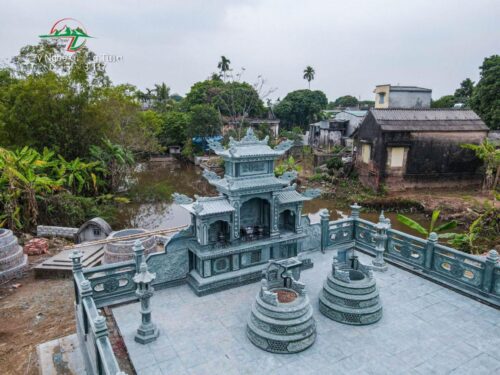 Lăng Thờ Đá Minh Quảng